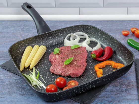 Steak Griddle Pan With Curved Handle