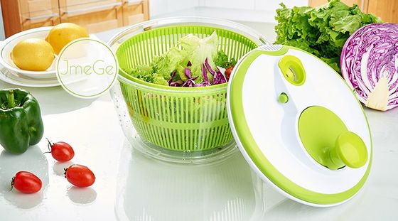 Salad Spinner Dryer With Green Grip
