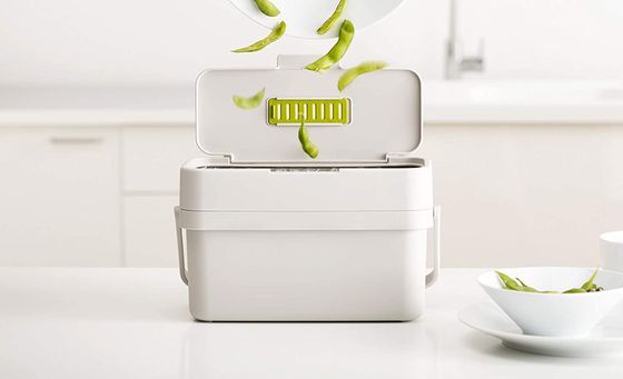 Kitchen Compost Caddy With White Lid