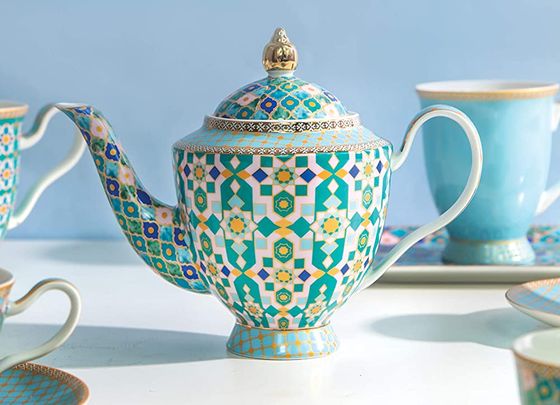 Teapot With Geometric Layers
