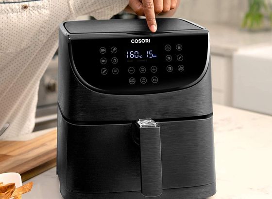 Low Fat Air Fryer With Black Exterior