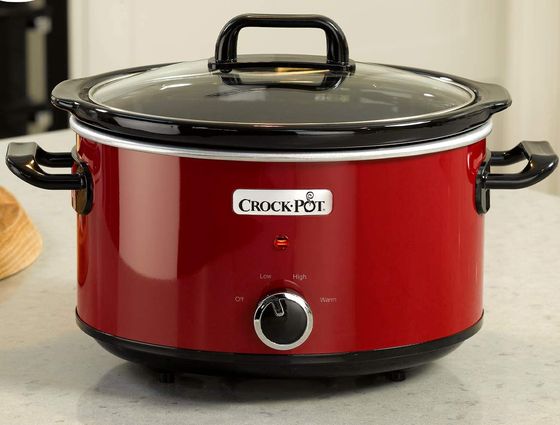 Red Slow Cooker With Round Glass Lid