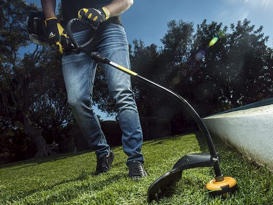 Lightweight Strimmer In Black And Yellow