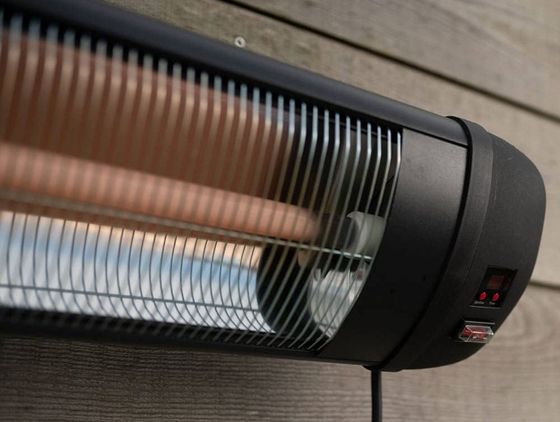 Outdoor Heat Lamp With Black Surround