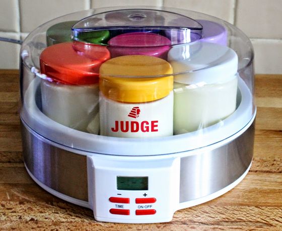 Automatic Yoghurt Maker With Colour Jars