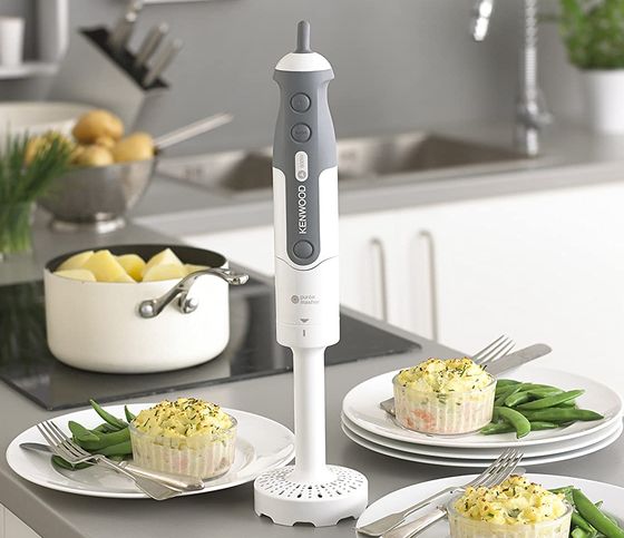 Electric Blender In White And Grey