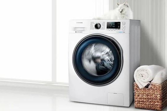 Washing Machine With Front LCD Panel