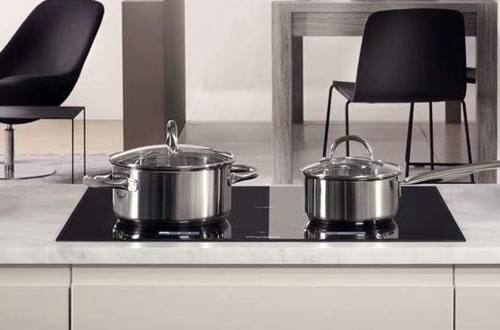 8 Ring Induction Hob In Black Glass