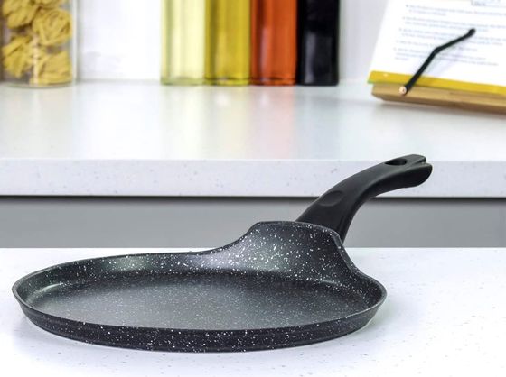 Black Classic 26 cm Pancake Maker Pan