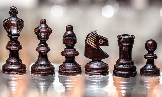 Crafted Chess Set With Pieces