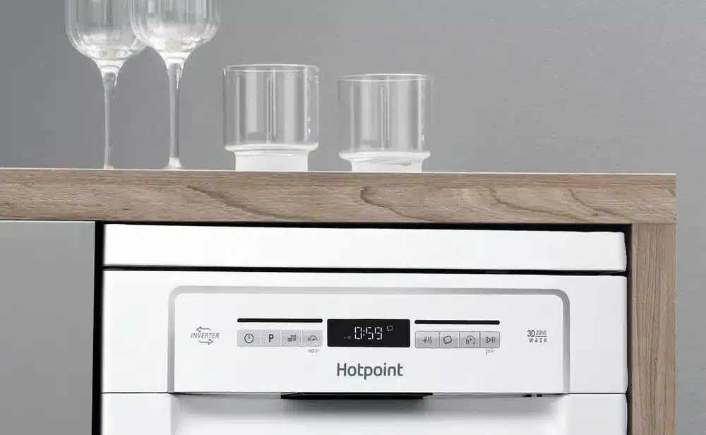 Hotpoint 10 Places E Freestanding Dishwasher Options