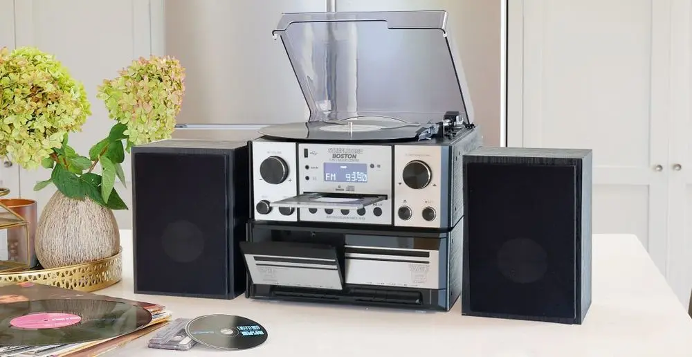 Home Audio System Turmtable