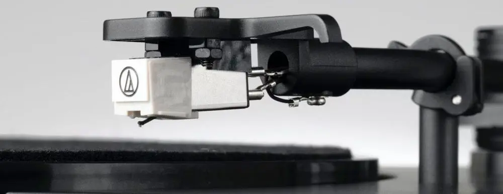 Stereo System With Turntable Cartridge