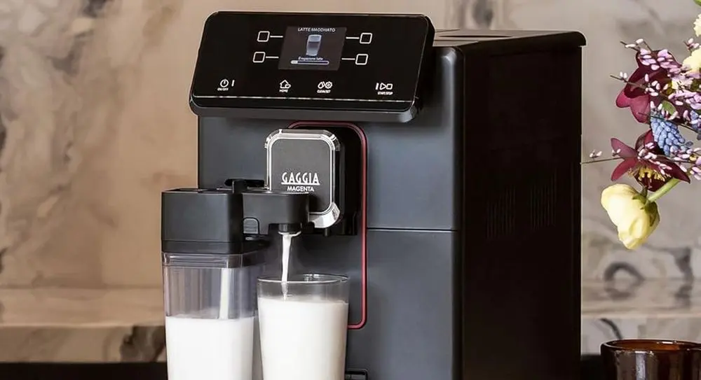 Gaggia Magenta Carafe Bean to Cup Coffee Machine In Black