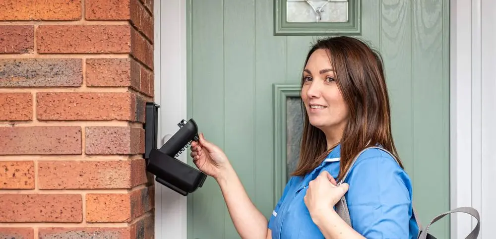 Outdoor Key Lockbox With Nurse