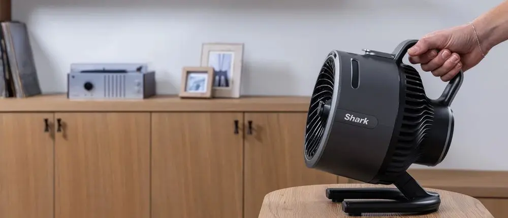 High Powered Table Fan With Remote Devive