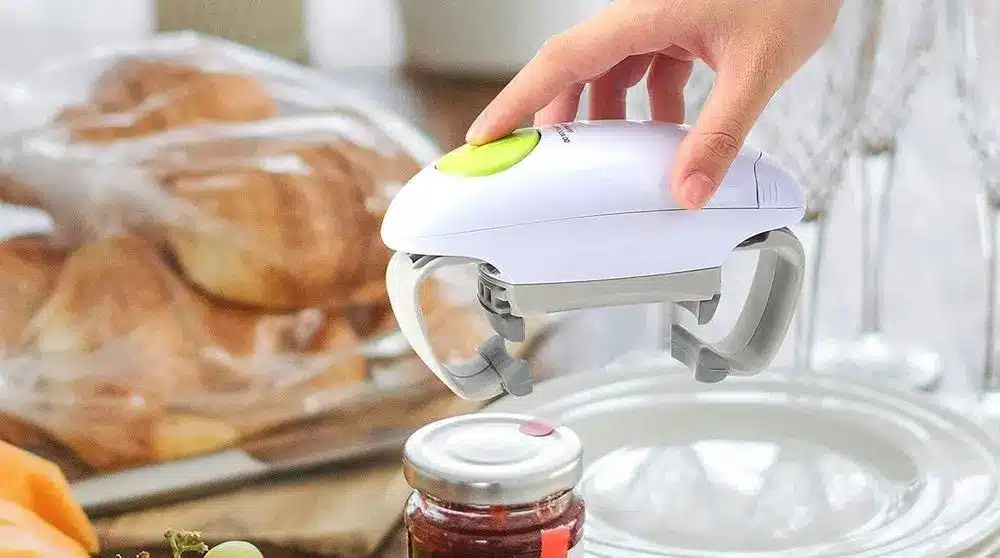 Chulovs Tough Auto Electric Jar Opener