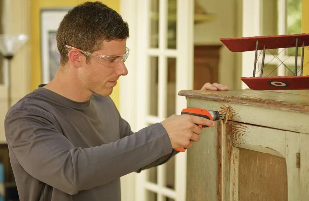 Black Decker Battery Screwdriver