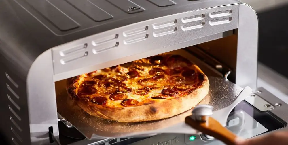 Electric Pizza Cooker At Work