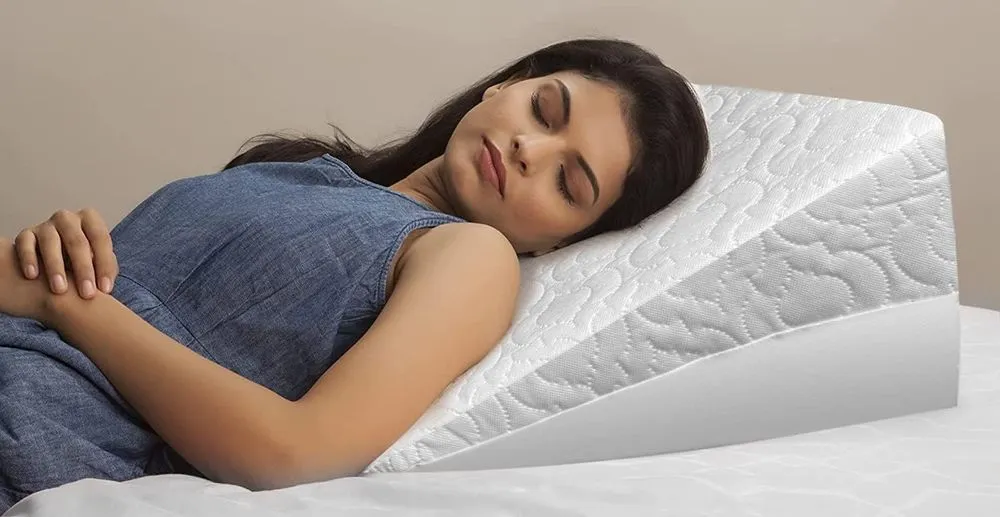 iStyle Orthopaedic Wedge Pillow Girl Relaxing