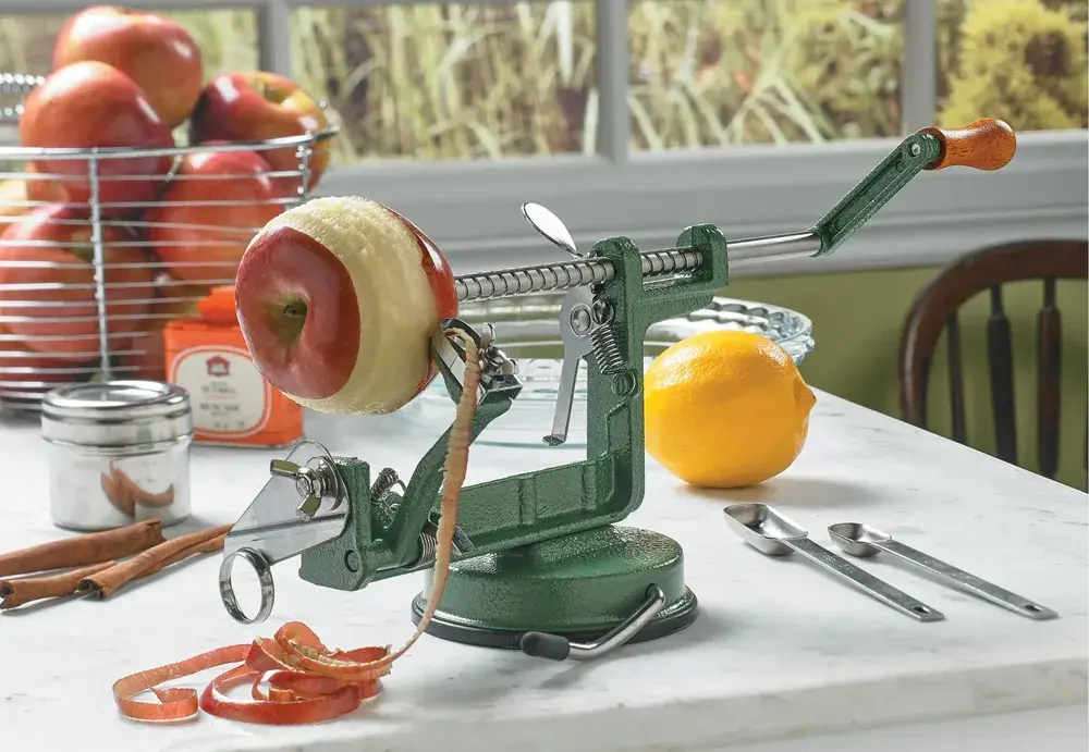 Apple Core Remover And Peeler In Grey
