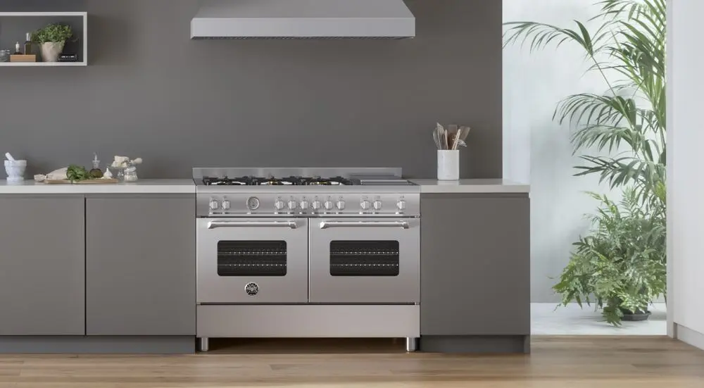 Modern Electric Range Cooker In Grey Kitchen