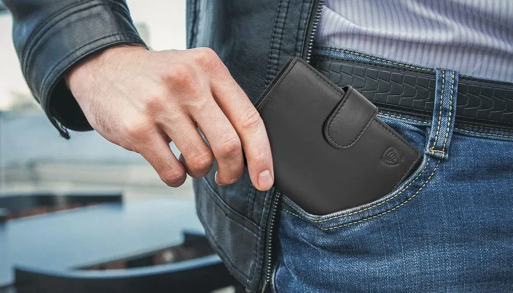 Koruma RFID Blocking Mens Wallet In Front Pocket