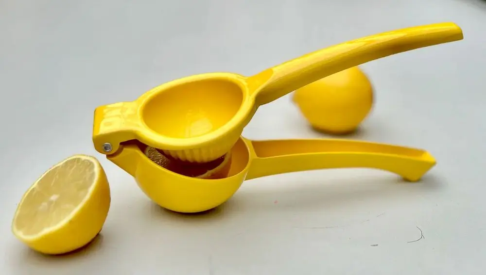 Handheld Lemon Squeezer Tool