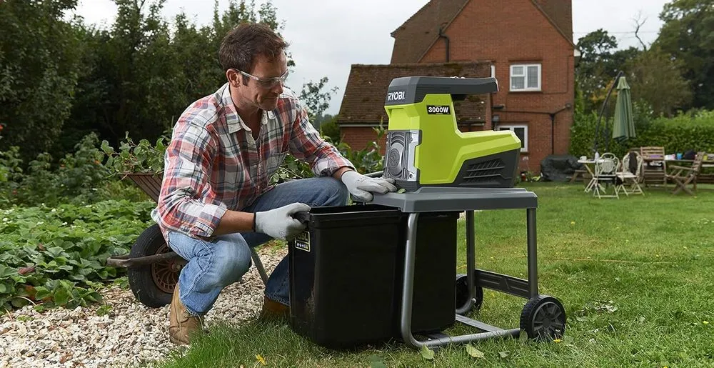 Ryobi 3000W Silent Impact Shredder Machine