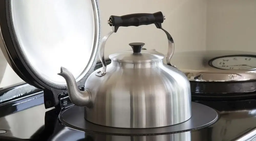 Whistling Tea Kettle Traditional