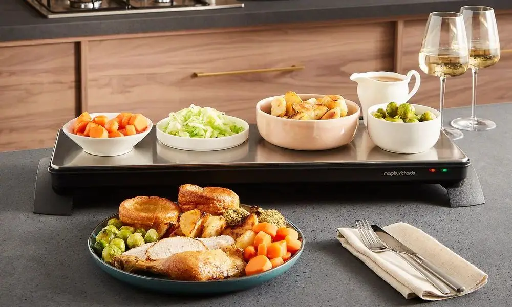Portable Food Heater & Cutlery
