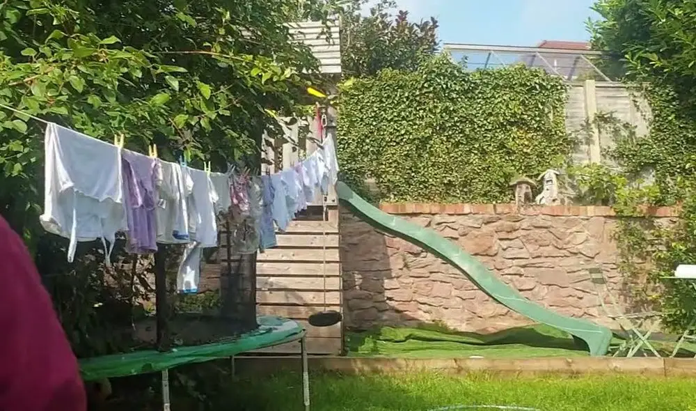 Retractable Clothes Washing Line Outside