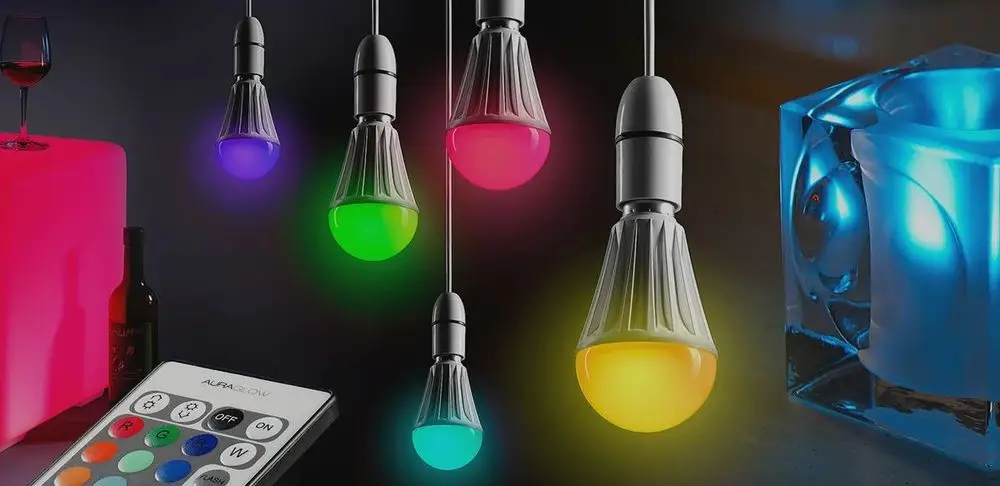 Remote Control Colour-Changing Light Bulb Screw Type