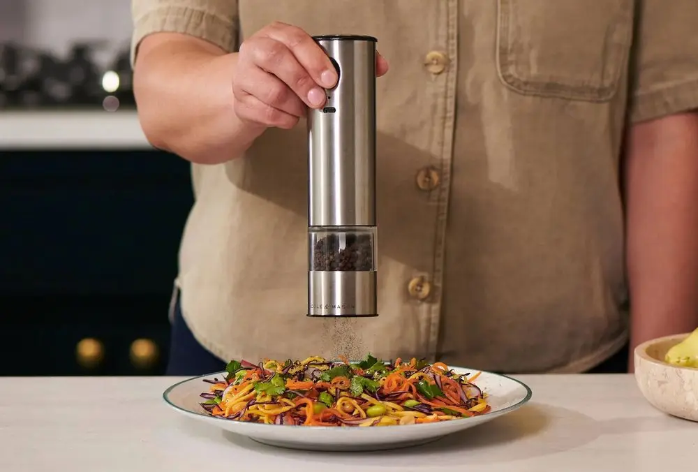 Battery Powered Pepper Grinder In Steel