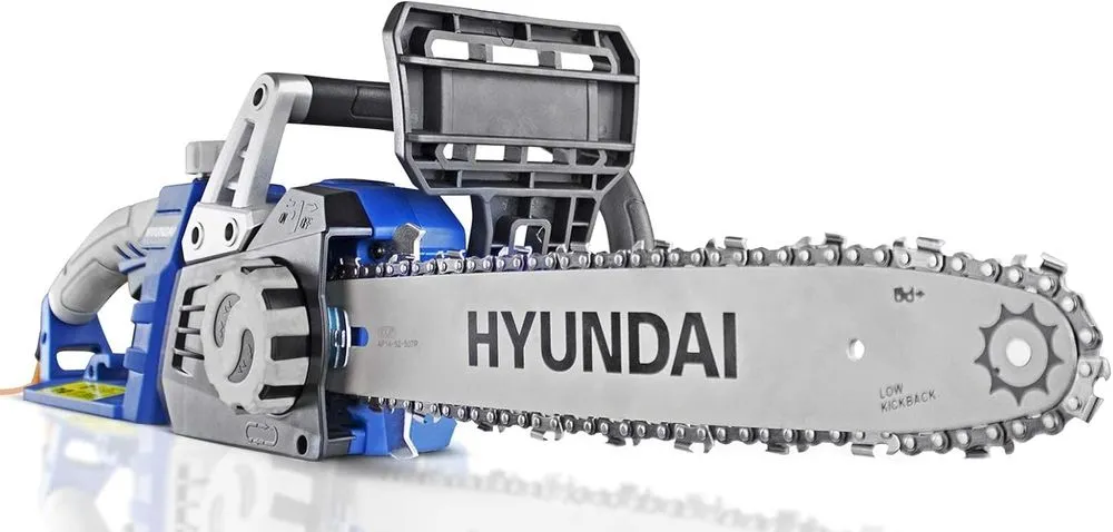 Hyundai 230V Corded Chain Saw Front View