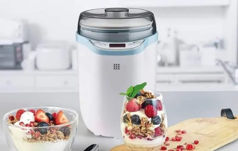 Lakeland Multi Yoghurt Maker With Recipes