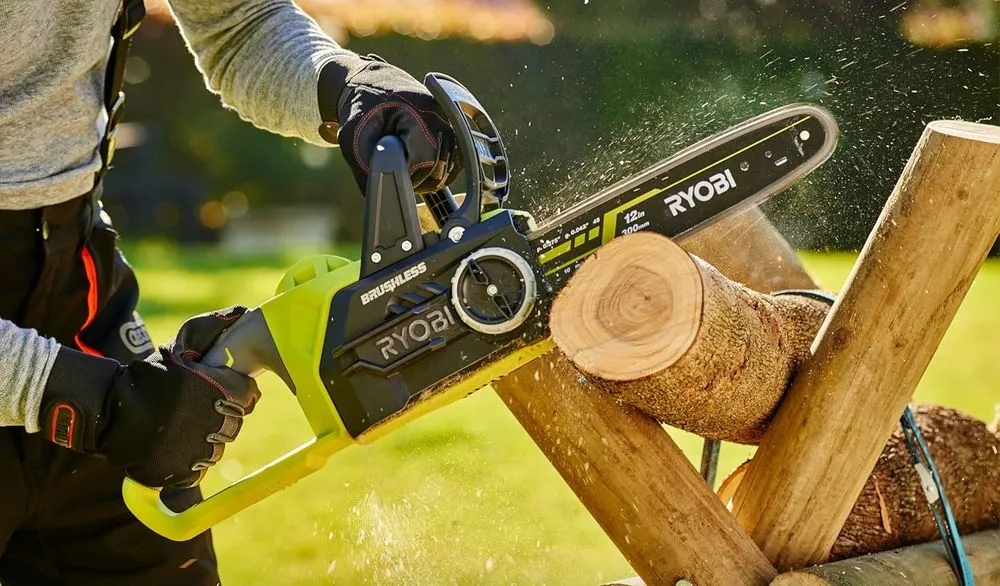 Ryobi 30-Bar Chainsaw Cutting Wood