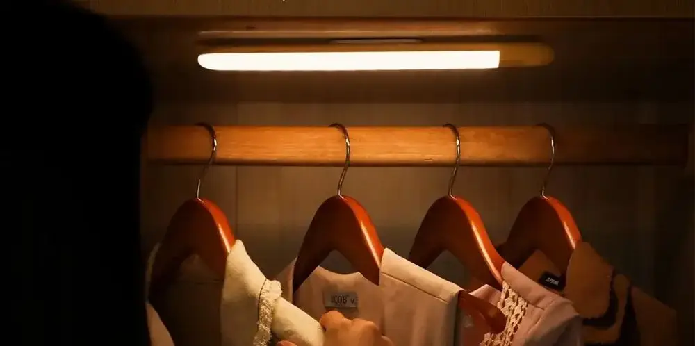 Interior Motion Sensor Lights On Clothing