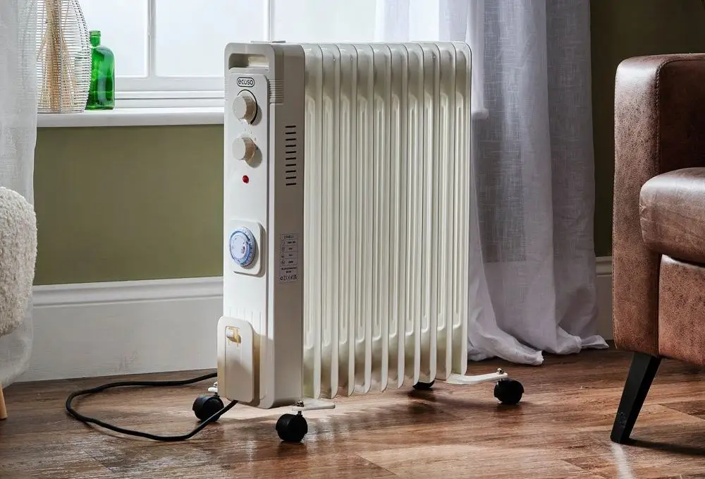 Portable Oil-Filled Radiator With Black Wire