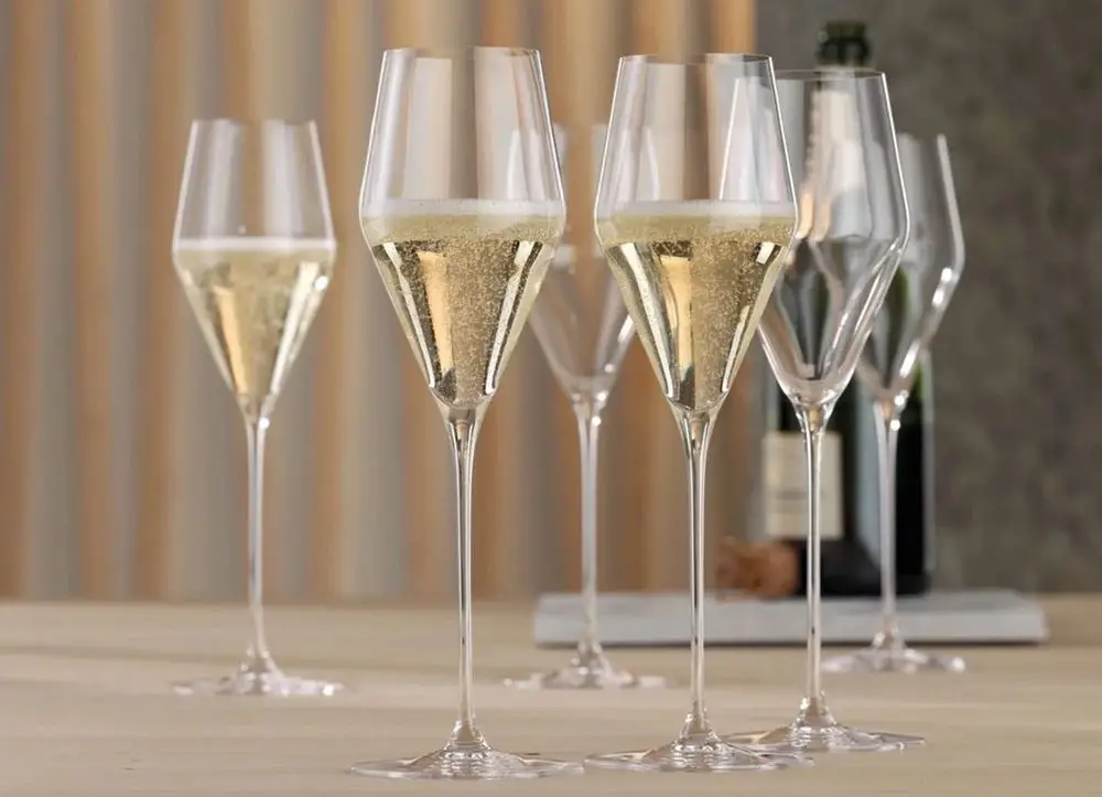 Prosecco Flutes Filled