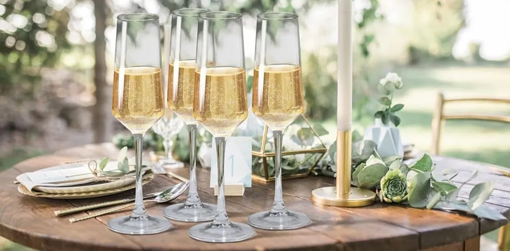 ParaCity Champagne Glasses In Sunshine