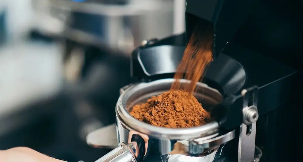 Coffee Machine That Grinds Beans Fine